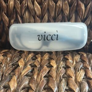 Vicci Makeup glasses